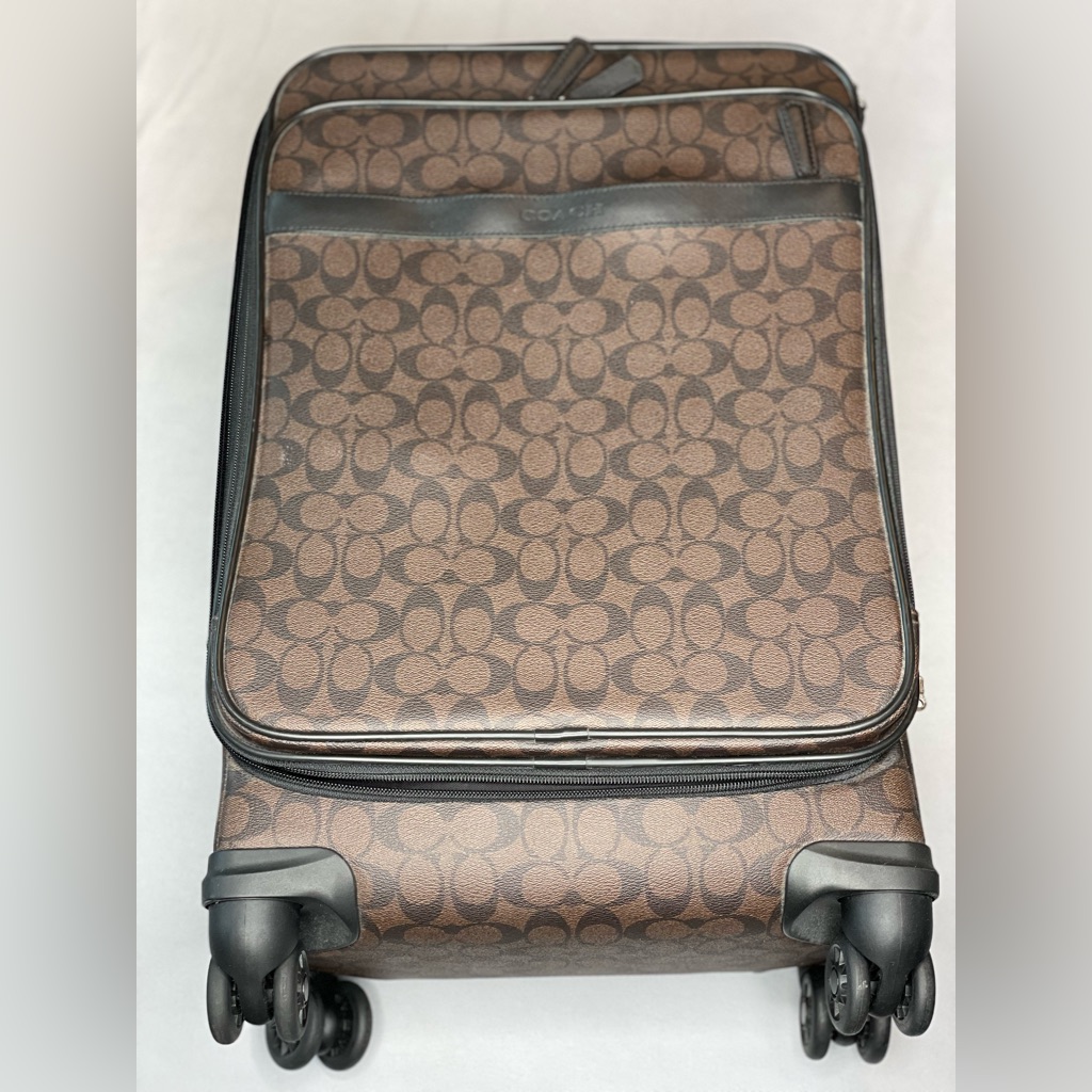 Men’s Coach Spinner Luggage